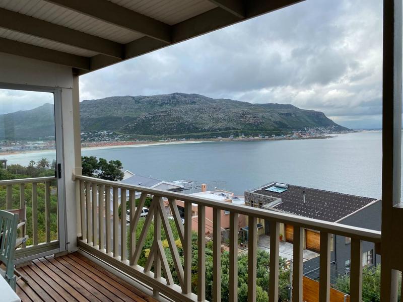 To Let 3 Bedroom Property for Rent in Fish Hoek Western Cape